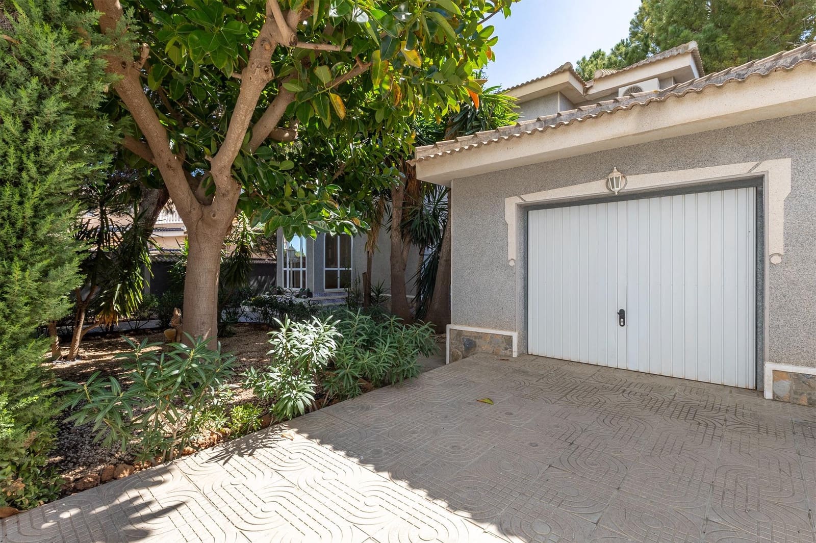 5 soveværelse Villa til salg i Ciudad Quesada med swimmingpool garage - € 649.000 (Ref: 9502472)