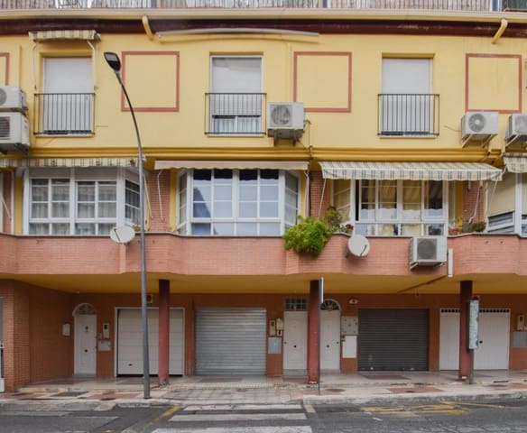 3 bedroom Terraced Villa for sale in Maracena with garage - € 278,000 (Ref: 9509047)
