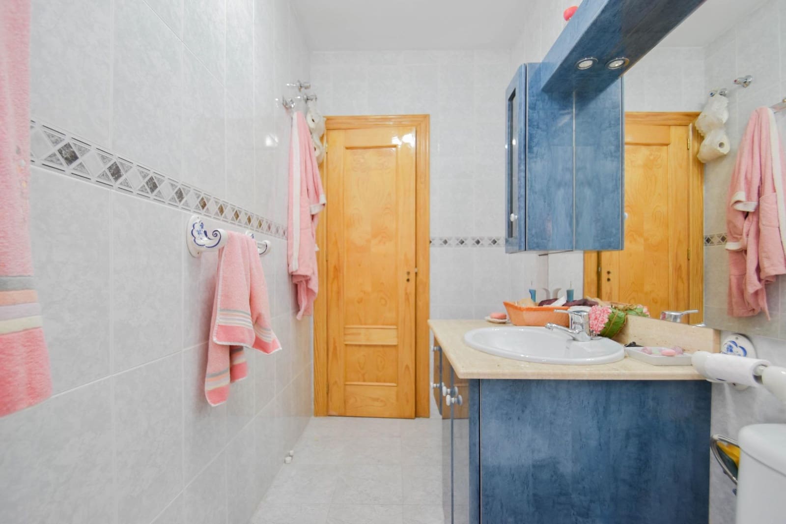 3 bedroom Terraced Villa for sale in Maracena with garage - € 278,000 (Ref: 9509047)