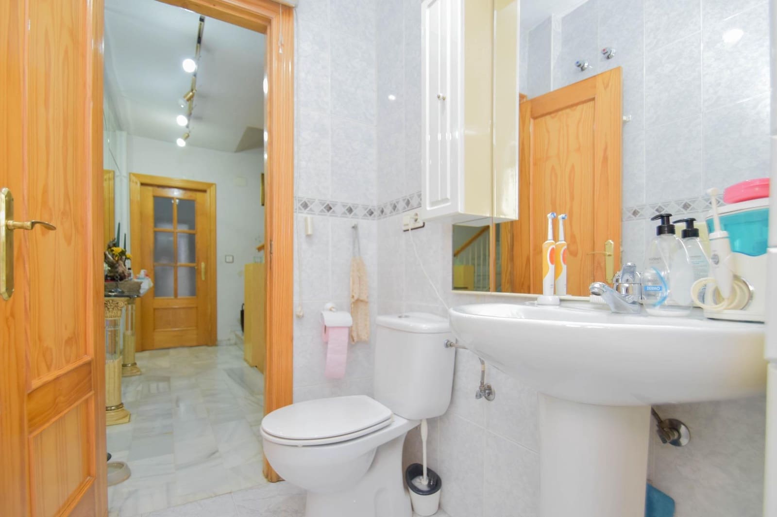 3 bedroom Terraced Villa for sale in Maracena with garage - € 278,000 (Ref: 9509047)