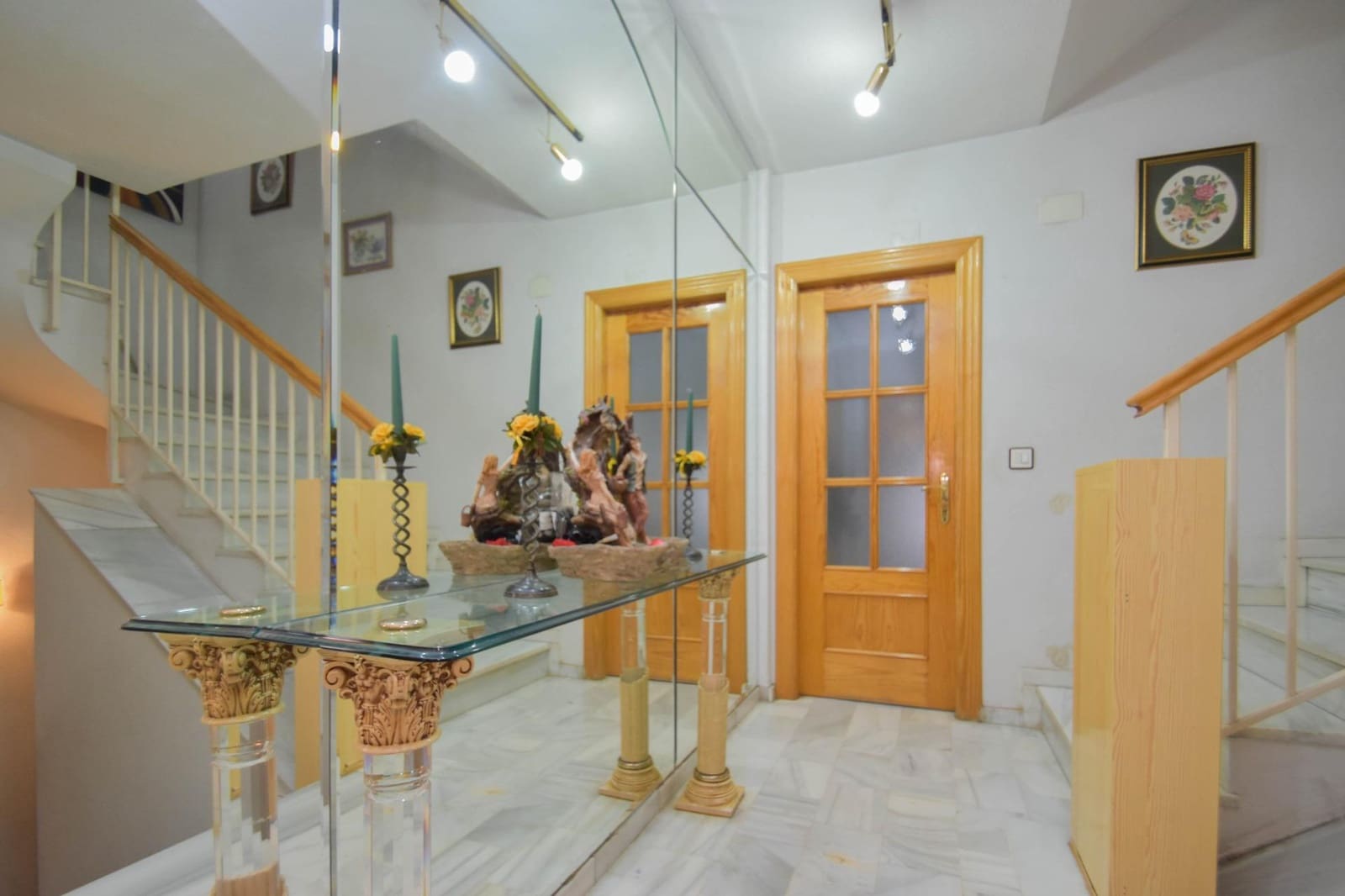 3 bedroom Terraced Villa for sale in Maracena with garage - € 278,000 (Ref: 9509047)