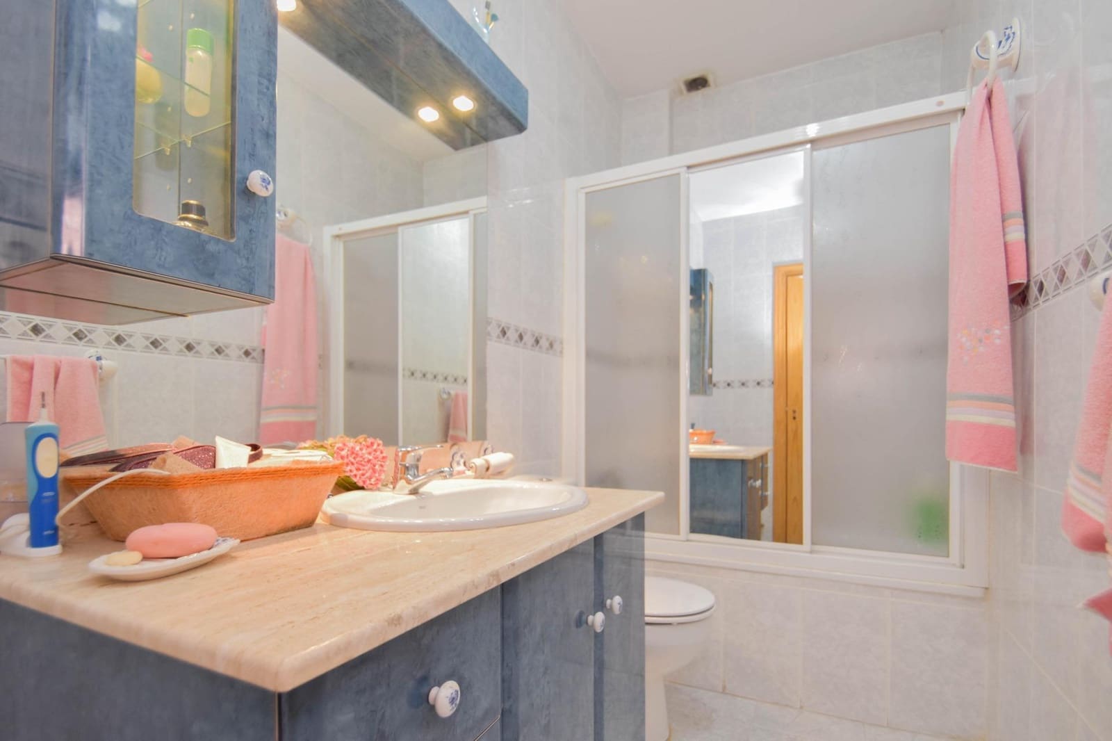 3 bedroom Terraced Villa for sale in Maracena with garage - € 278,000 (Ref: 9509047)