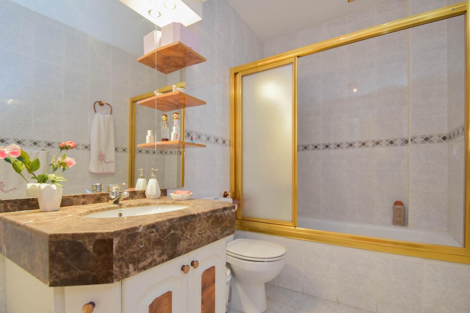 3 bedroom Terraced Villa for sale in Maracena with garage - € 278,000 (Ref: 9509047)