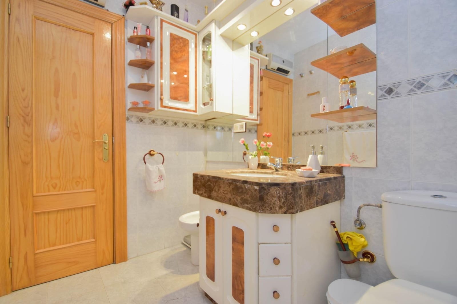 3 bedroom Terraced Villa for sale in Maracena with garage - € 278,000 (Ref: 9509047)