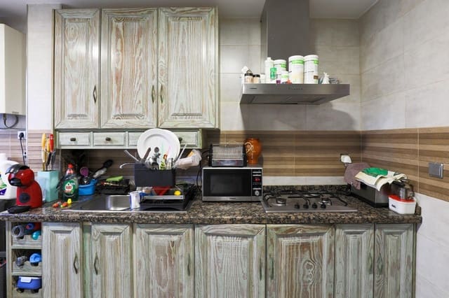 4 slaapkamer Flat te koop in Dúrcal - € 138.000 (Ref: 9509052)