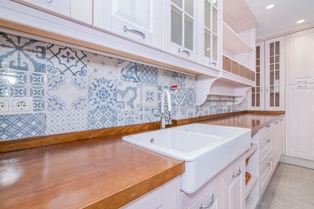 3 camera da letto Villetta a Schiera in vendita in Granada città con garage - 549.000 € (Rif: 9509056)