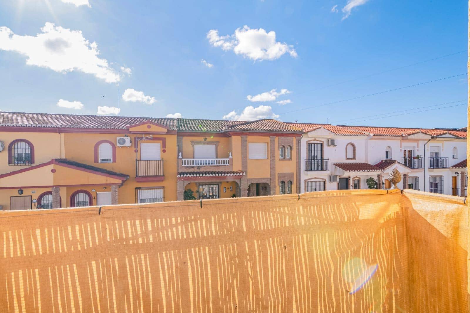 3 soveværelse Rækkehus til salg i Cullar Vega med swimmingpool - € 299.000 (Ref: 9509057)