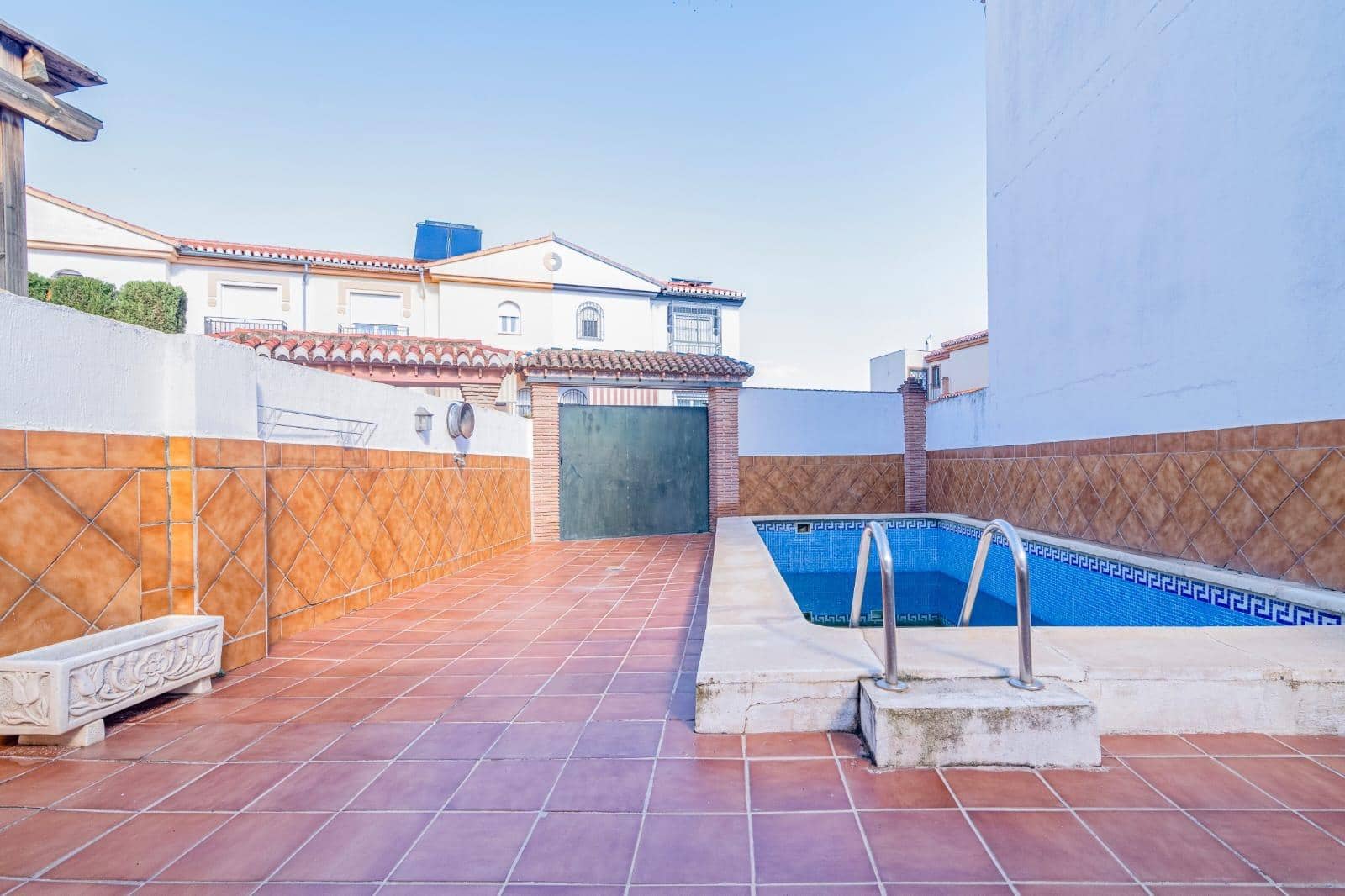 3 soveværelse Rækkehus til salg i Cullar Vega med swimmingpool - € 299.000 (Ref: 9509057)