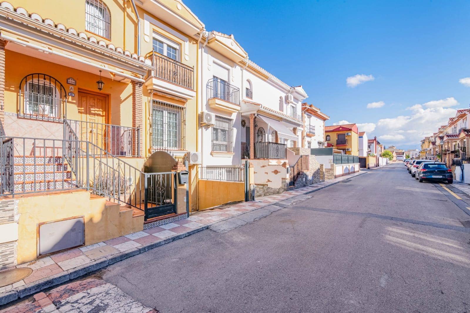 3 soveværelse Rækkehus til salg i Cullar Vega med swimmingpool - € 299.000 (Ref: 9509057)