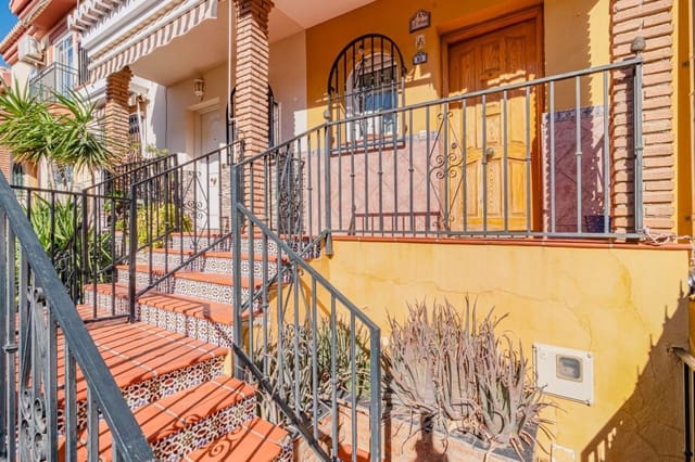 3 soveværelse Rækkehus til salg i Cúllar Vega med swimmingpool - € 299.000 (Ref: 9509057)