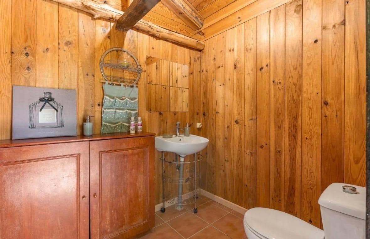 4 camera da letto Casa in Legno in vendita in Dudar - 150.000 € (Rif: 9509058)