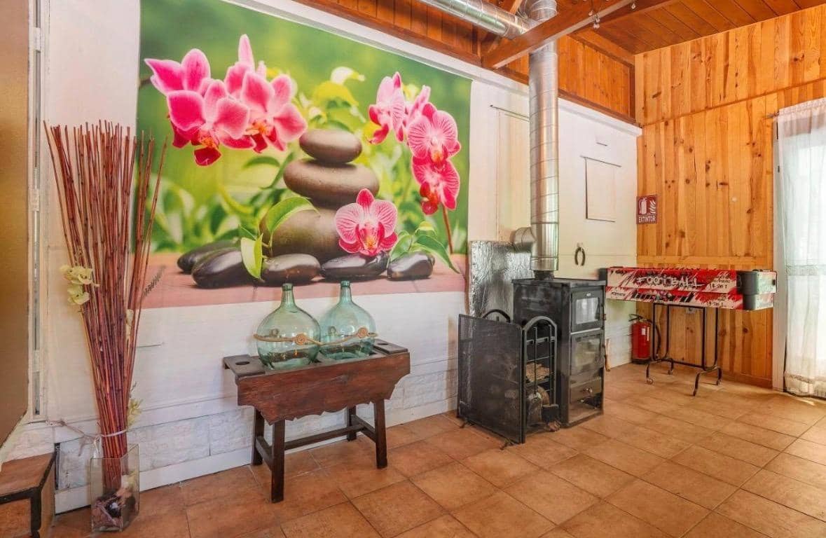 4 camera da letto Casa in Legno in vendita in Dudar - 150.000 € (Rif: 9509058)