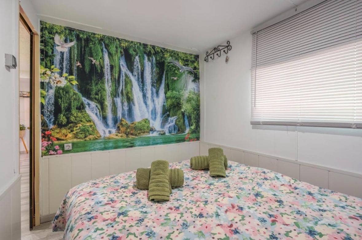 4 camera da letto Casa in Legno in vendita in Dudar - 150.000 € (Rif: 9509058)