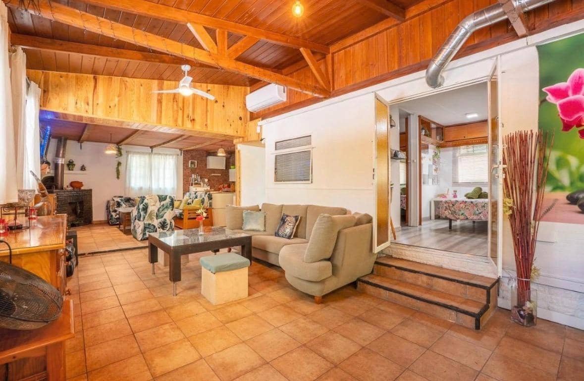 4 camera da letto Casa in Legno in vendita in Dudar - 150.000 € (Rif: 9509058)