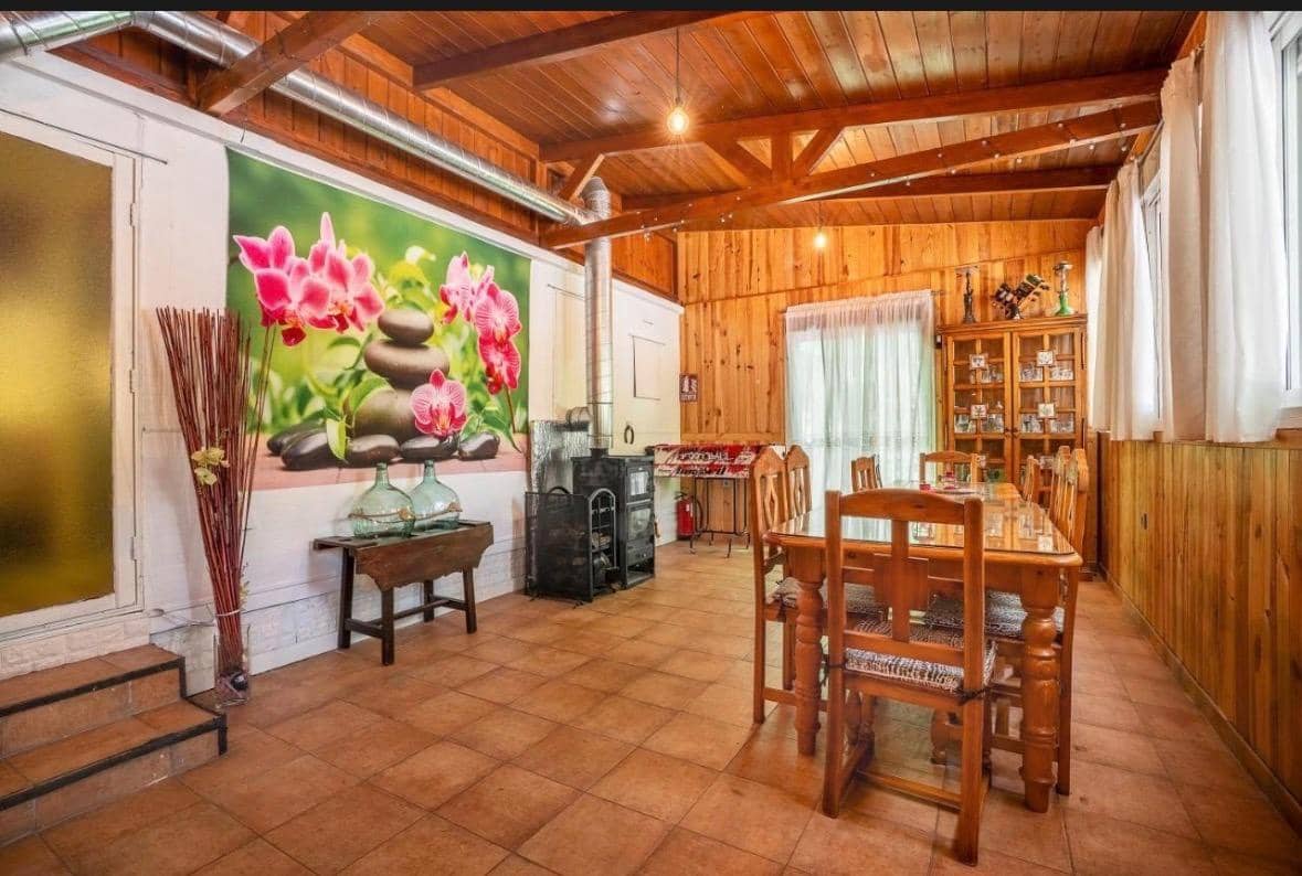 4 camera da letto Casa in Legno in vendita in Dudar - 150.000 € (Rif: 9509058)