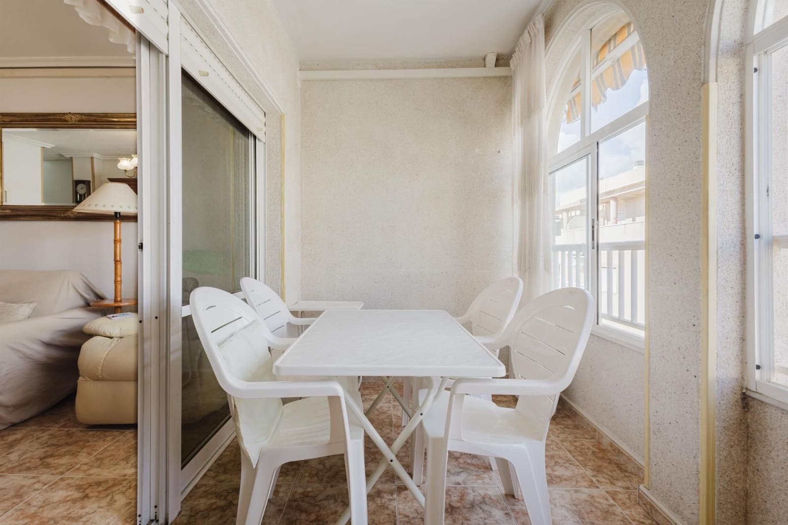 2 sovrum Lägenhet till salu i Torrevieja med garage - 149 500 € (Ref: 9532069)