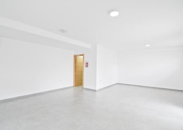 Kommersiell til salgs i Motril - € 80 000 (Ref: 9533843)