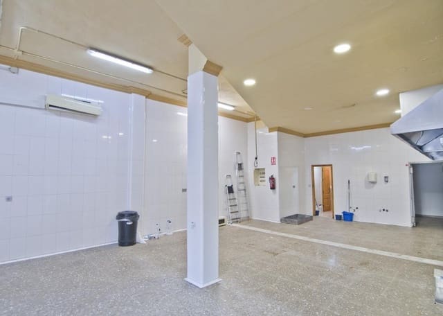 Kommersiell til salgs i Motril - € 90 000 (Ref: 9533845)