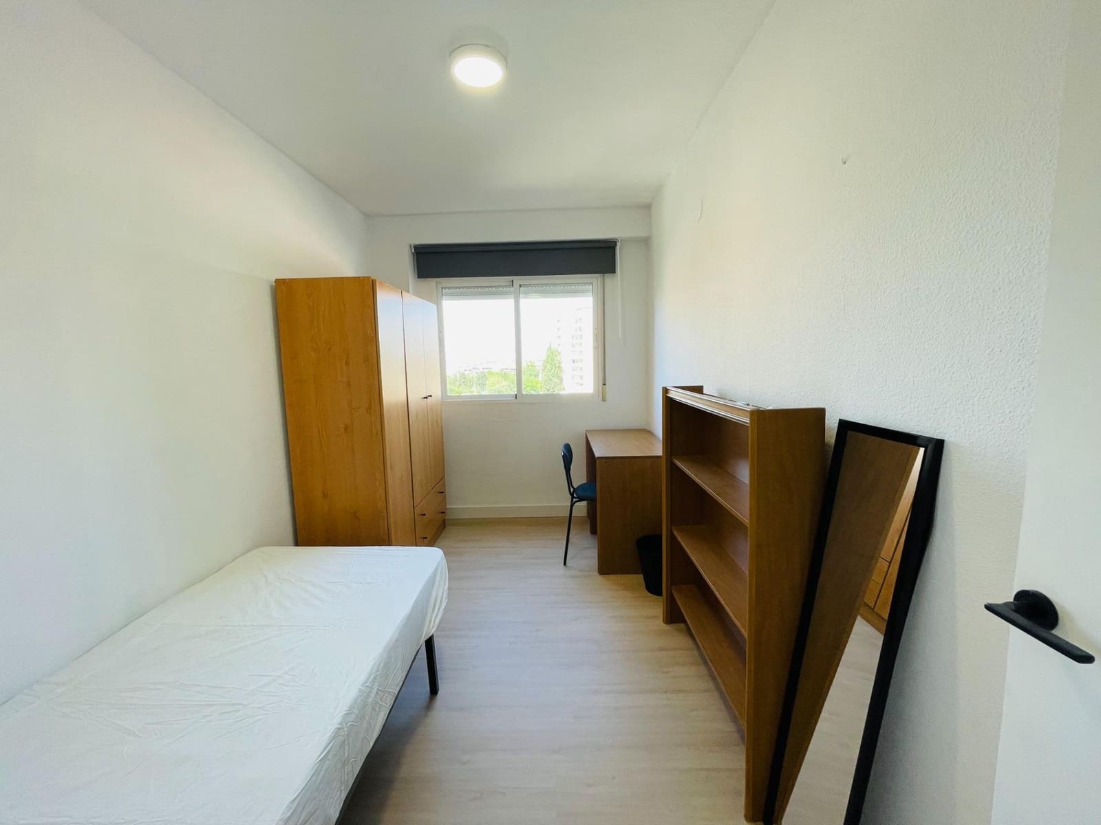 4 soveværelse Lejlighed til salg i Granada by - € 160.000 (Ref: 9533846)