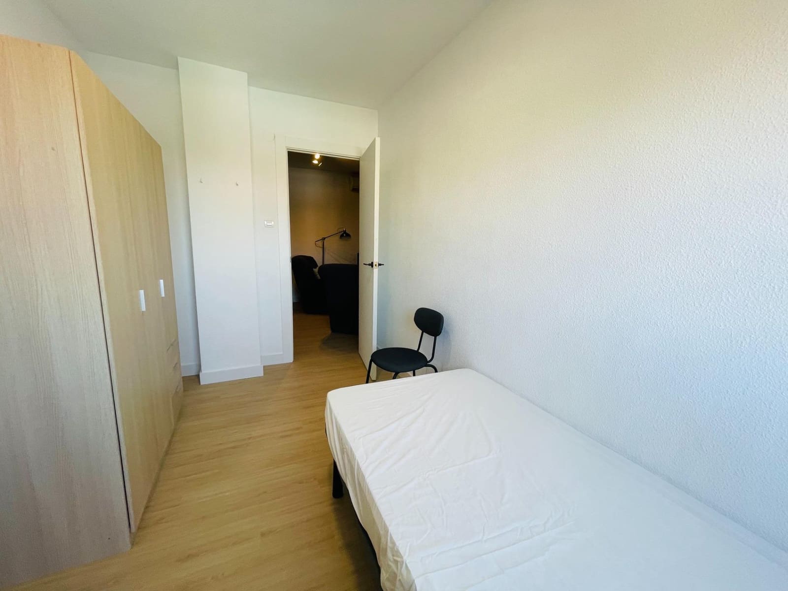 4 soveværelse Lejlighed til salg i Granada by - € 160.000 (Ref: 9533846)