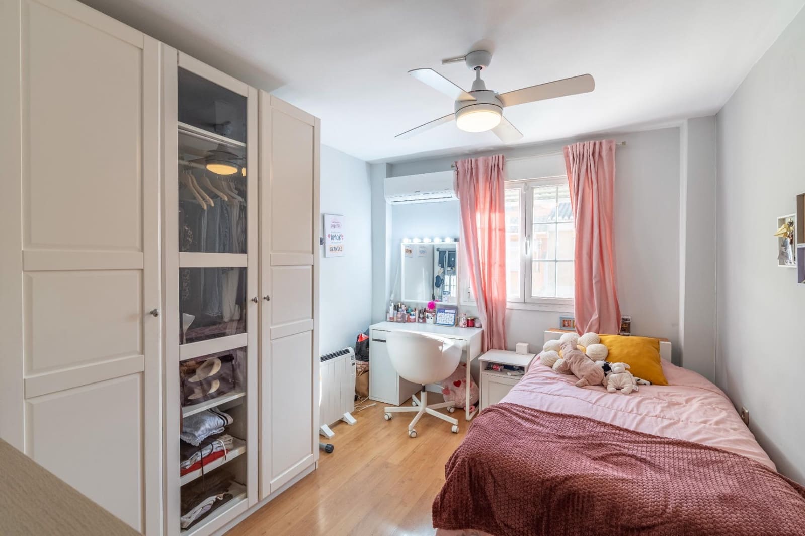 4 soverom Rekkehus til salgs i Ogijares med svømmebasseng garasje - € 319 000 (Ref: 9533847)