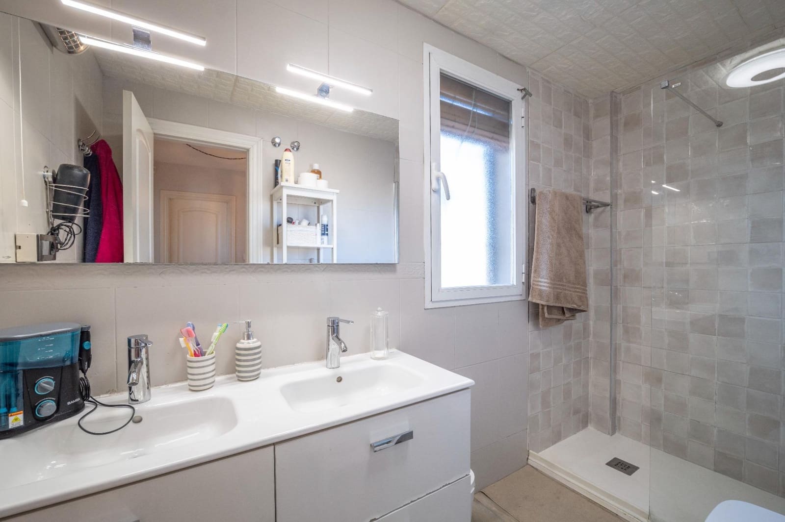 4 soverom Rekkehus til salgs i Ogijares med svømmebasseng garasje - € 319 000 (Ref: 9533847)