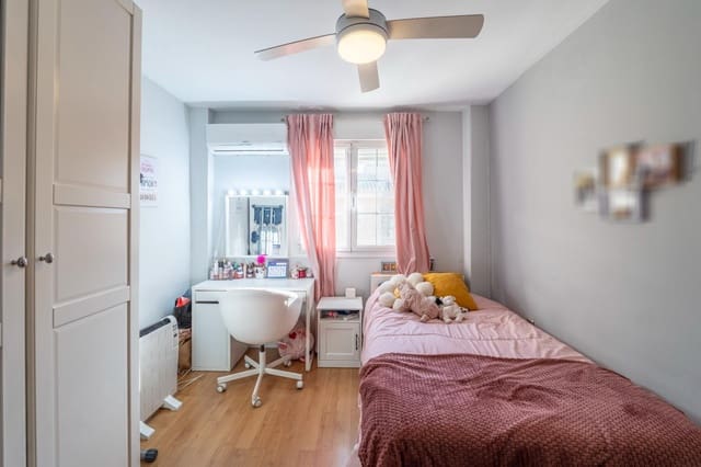 4 soverom Rekkehus til salgs i Ogíjares med svømmebasseng garasje - € 319 000 (Ref: 9533847)