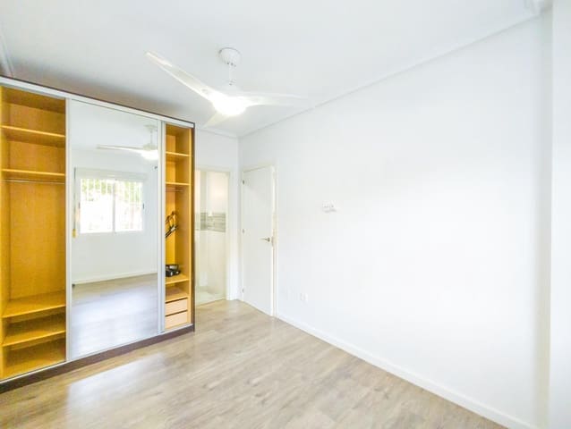 3 chambre Appartement à vendre à Torrevieja - 149 900 € (Ref: 9586628)