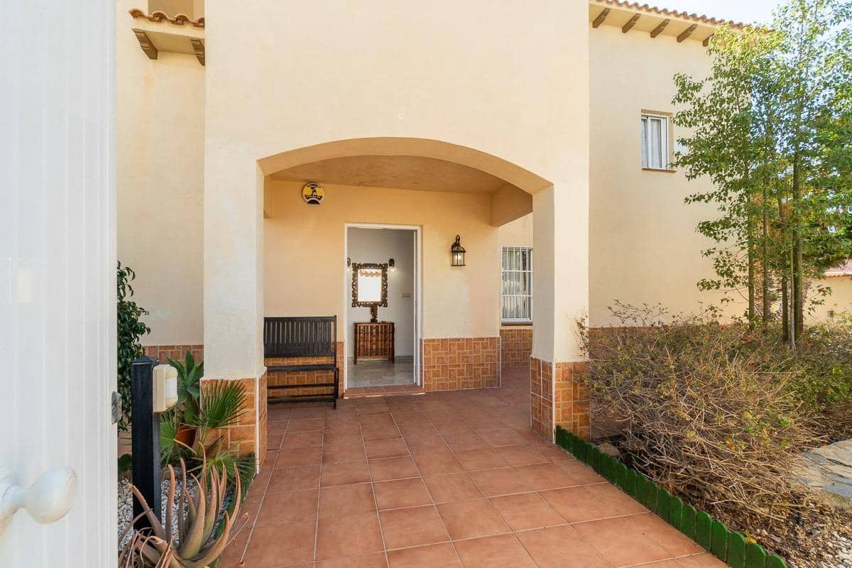 4 camera da letto Villa in vendita in Torrevieja con piscina garage - 859.000 € (Rif: 9586629)