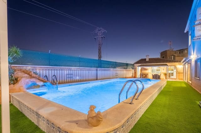 6 soveværelse Villa til salg i El Chaparral, Torrevieja med swimmingpool garage - € 645.000 (Ref: 9586632)