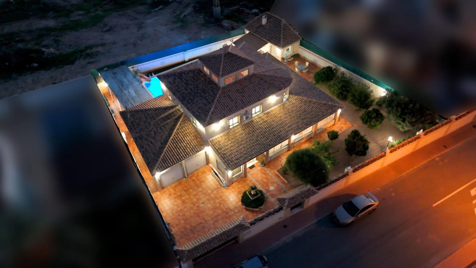 6 Zimmer Villa zu verkaufen in El Chaparral mit Pool Garage - 645.000 € (Ref: 9586632)