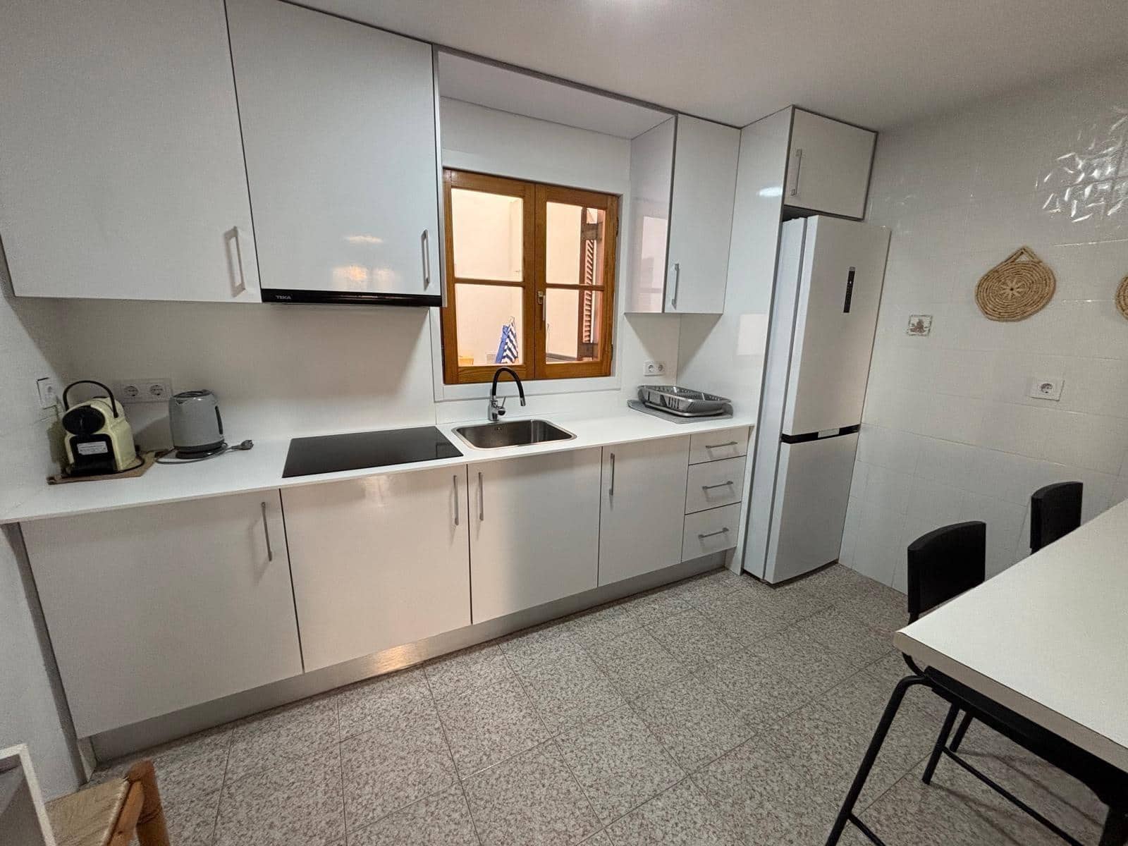Apartamento de 2 habitaciones en Torrevieja en venta con piscina - 219.000 € (Ref: 9586635)