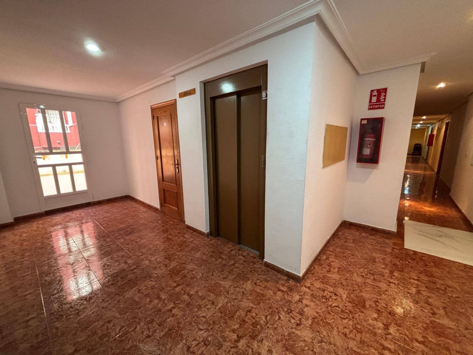 2 quarto Apartamento para venda em Torrevieja - 119 900 € (Ref: 9586639)