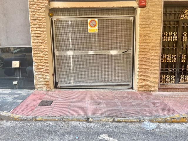 Garage for sale in Centro, Torrevieja - € 22,000 (Ref: 9605088)