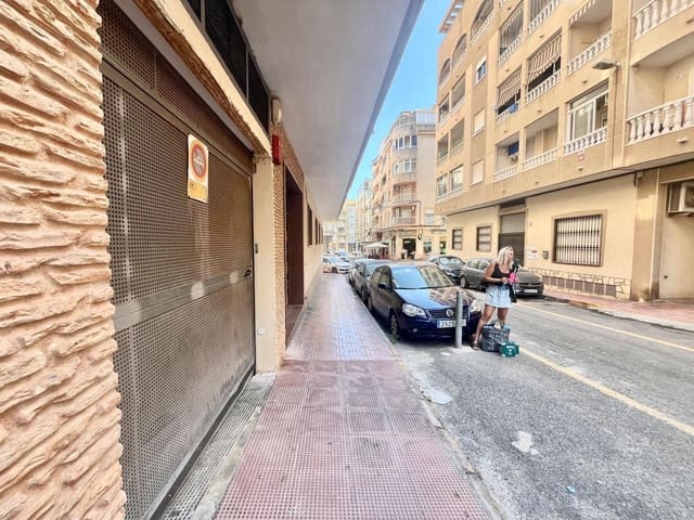 Garage for sale in Centro, Torrevieja - € 22,000 (Ref: 9605088)
