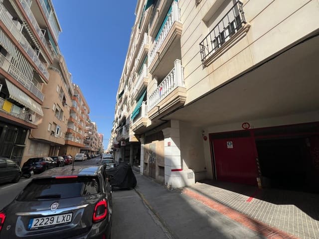 Garage for sale in Centro, Torrevieja - € 14,000 (Ref: 9605089)