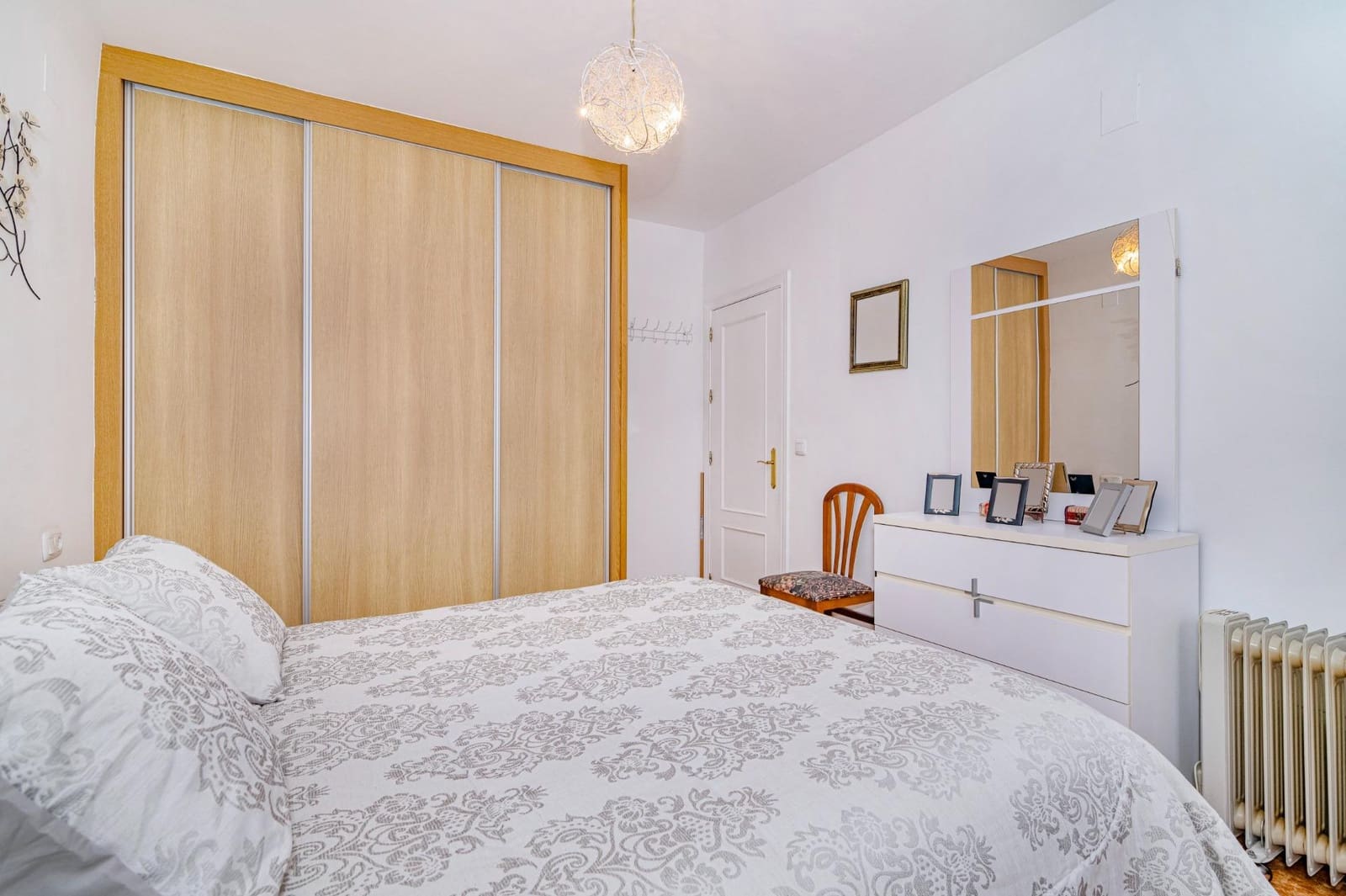 4 chambre Villa/Maison Semi-Mitoyenne à vendre à Alomartes avec garage - 215 000 € (Ref: 9611645)