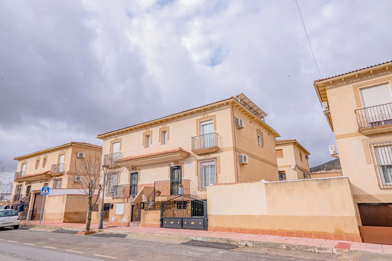 4 chambre Villa/Maison Semi-Mitoyenne à vendre à Alomartes avec garage - 215 000 € (Ref: 9611645)