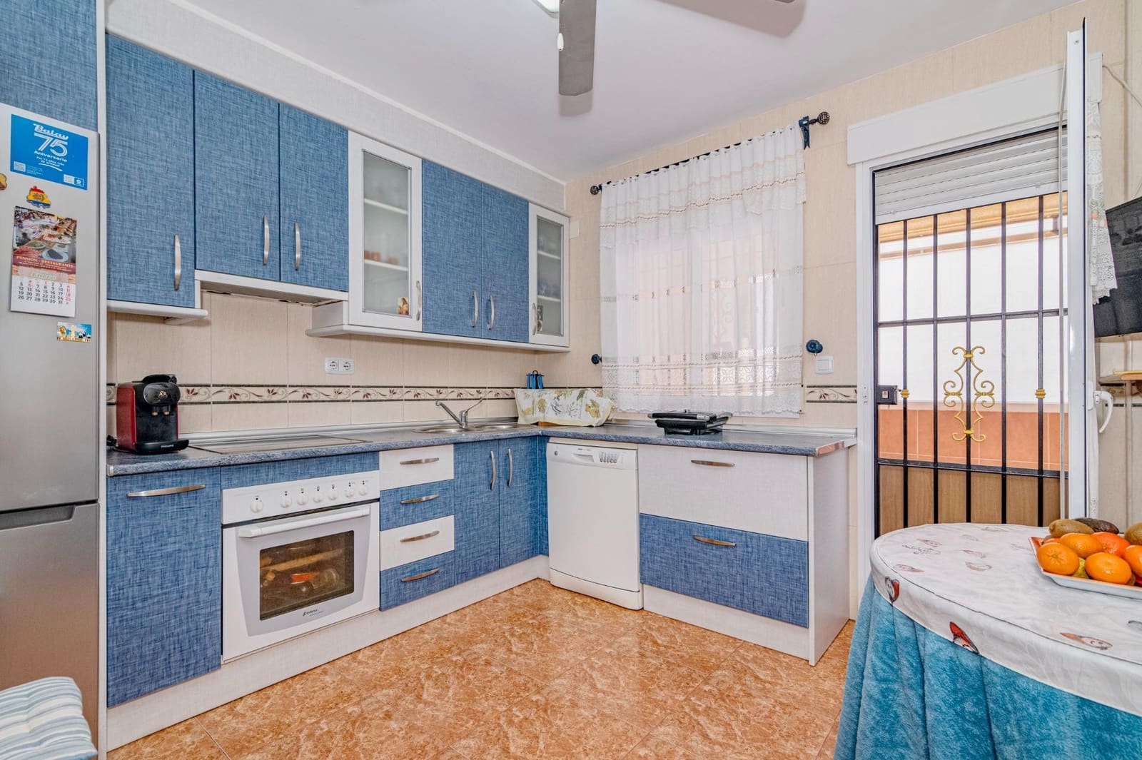 4 chambre Villa/Maison Semi-Mitoyenne à vendre à Alomartes avec garage - 215 000 € (Ref: 9611645)