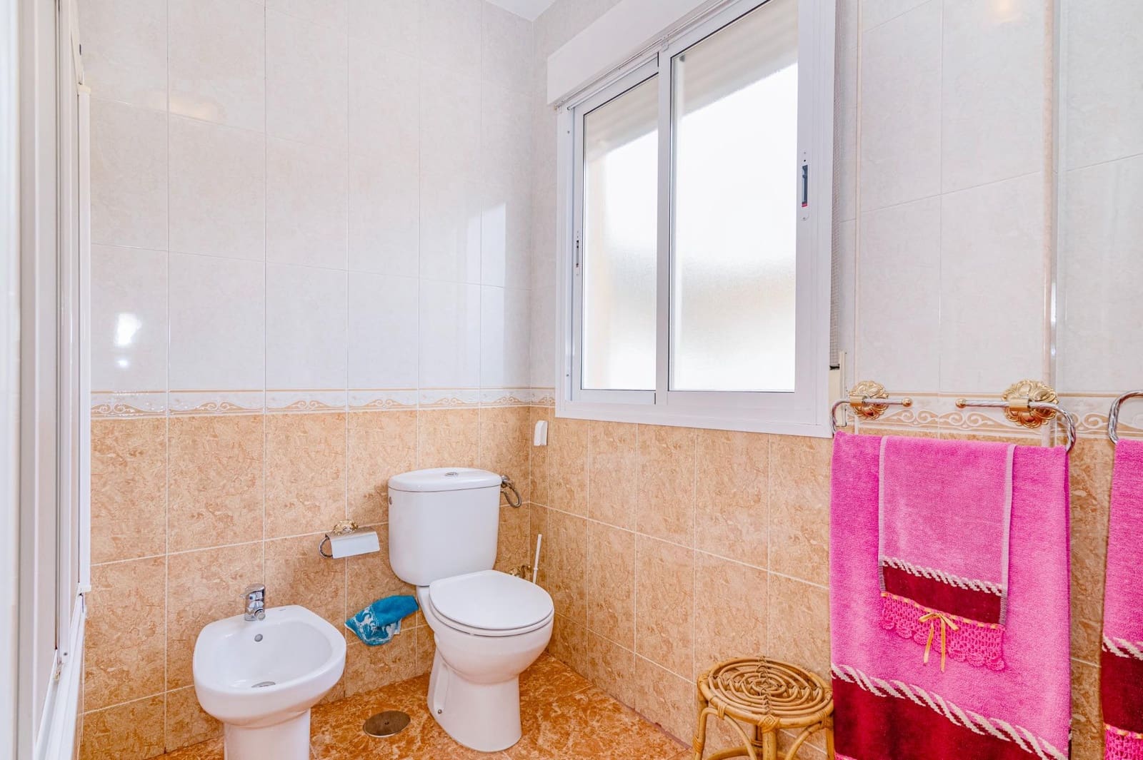 4 chambre Villa/Maison Semi-Mitoyenne à vendre à Alomartes avec garage - 215 000 € (Ref: 9611645)