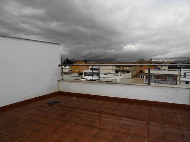 1 bedroom Penthouse for sale in Churriana de la Vega with garage - € 160,000 (Ref: 9611647)