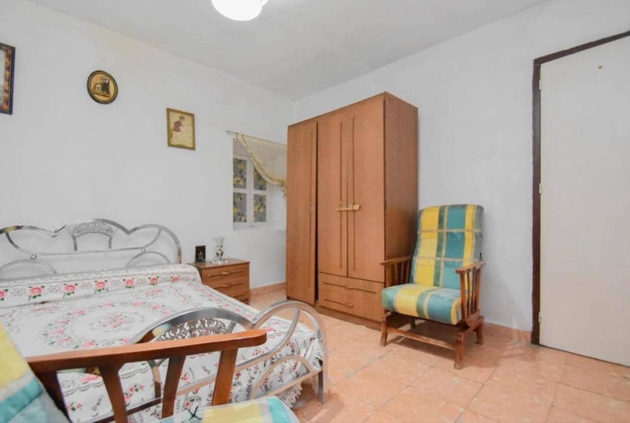 3 soverom Finca/Herregård til salgs i Atarfe med garasje - € 159 900 (Ref: 9611657)