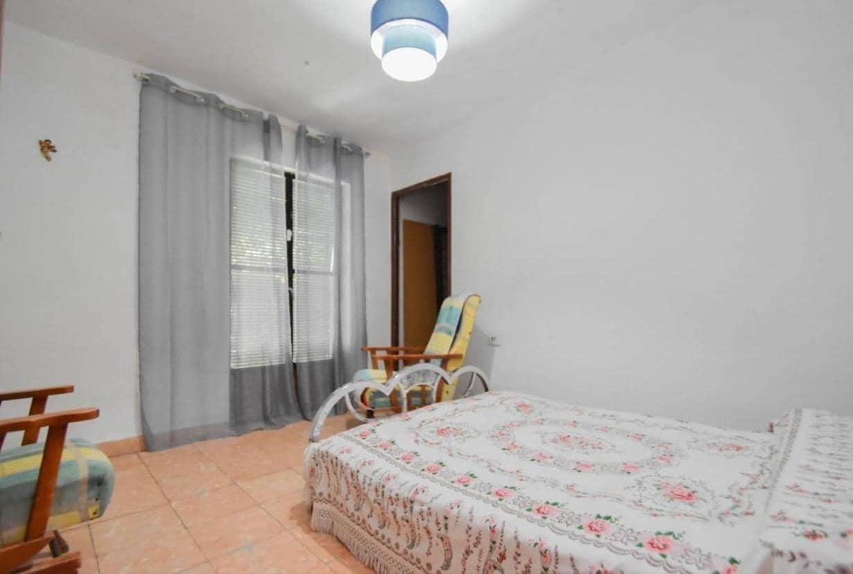 3 soverom Finca/Herregård til salgs i Atarfe med garasje - € 159 900 (Ref: 9611657)