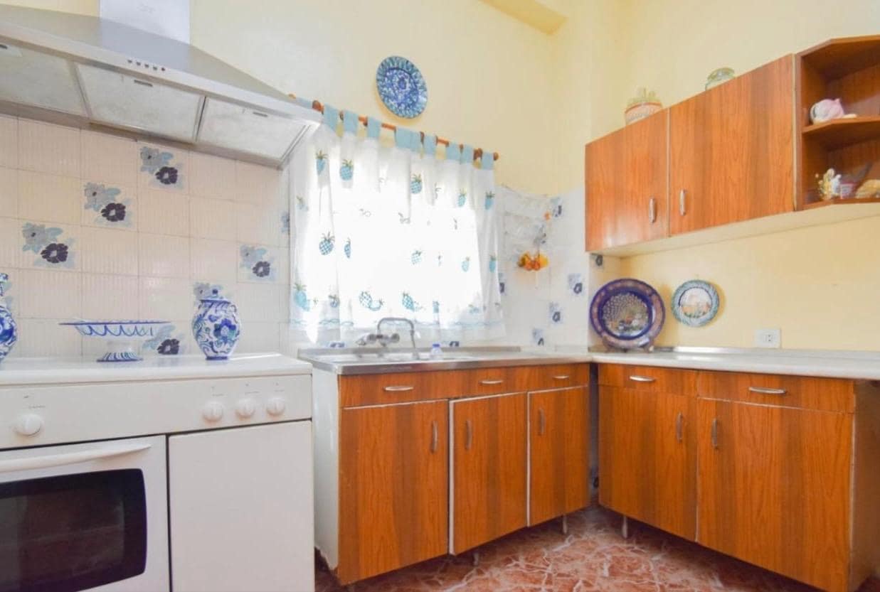 3 soverom Finca/Herregård til salgs i Atarfe med garasje - € 159 900 (Ref: 9611657)