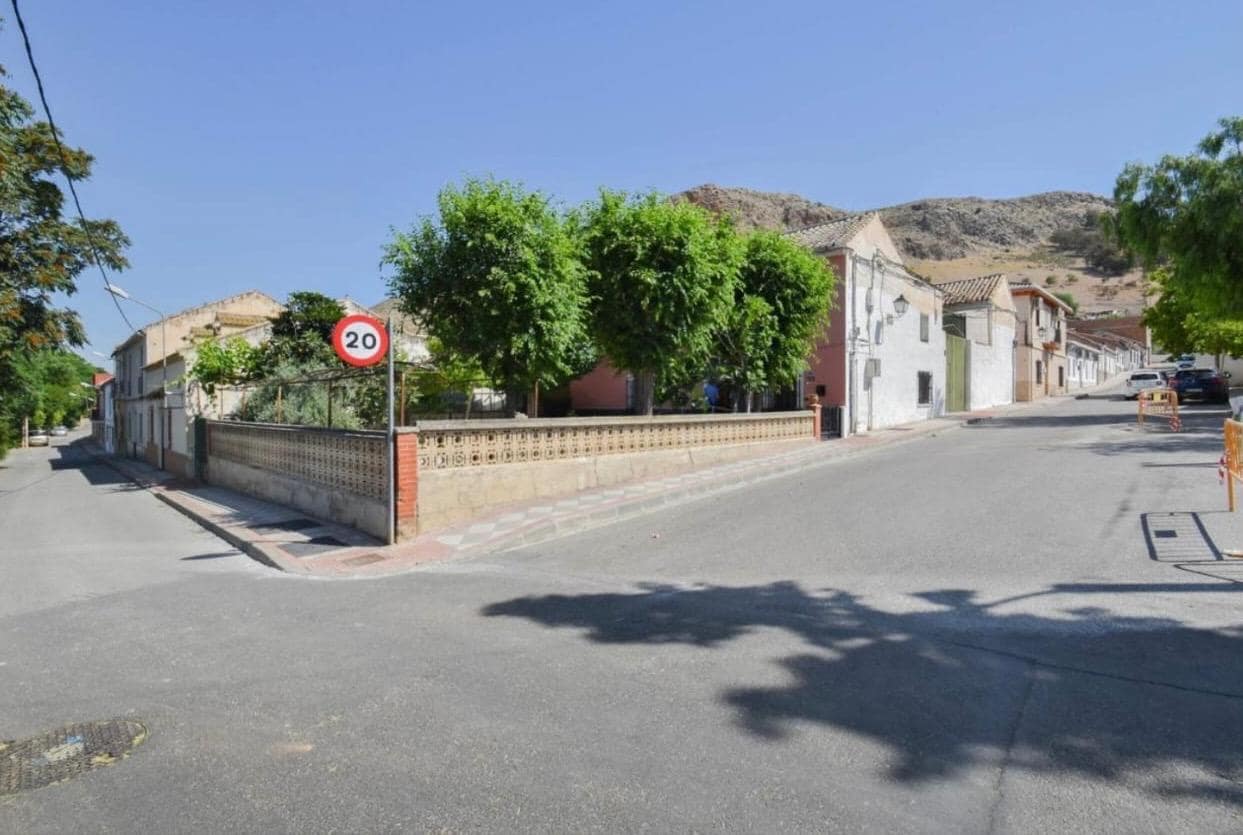 3 soverom Finca/Herregård til salgs i Atarfe med garasje - € 159 900 (Ref: 9611657)