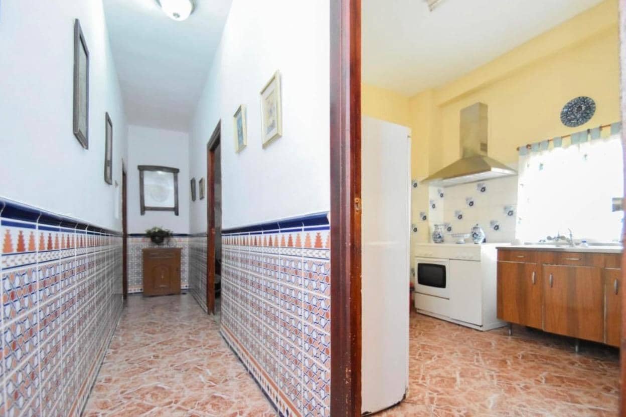 3 soverom Finca/Herregård til salgs i Atarfe med garasje - € 159 900 (Ref: 9611657)