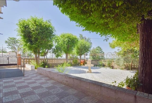 3 soverom Finca/Herregård til salgs i Atarfe med garasje - € 159 900 (Ref: 9611657)