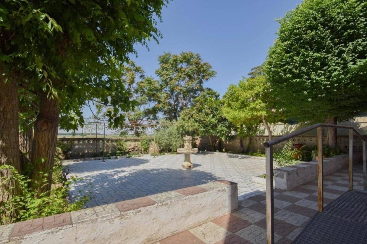 3 soverom Finca/Herregård til salgs i Atarfe med garasje - € 159 900 (Ref: 9611657)