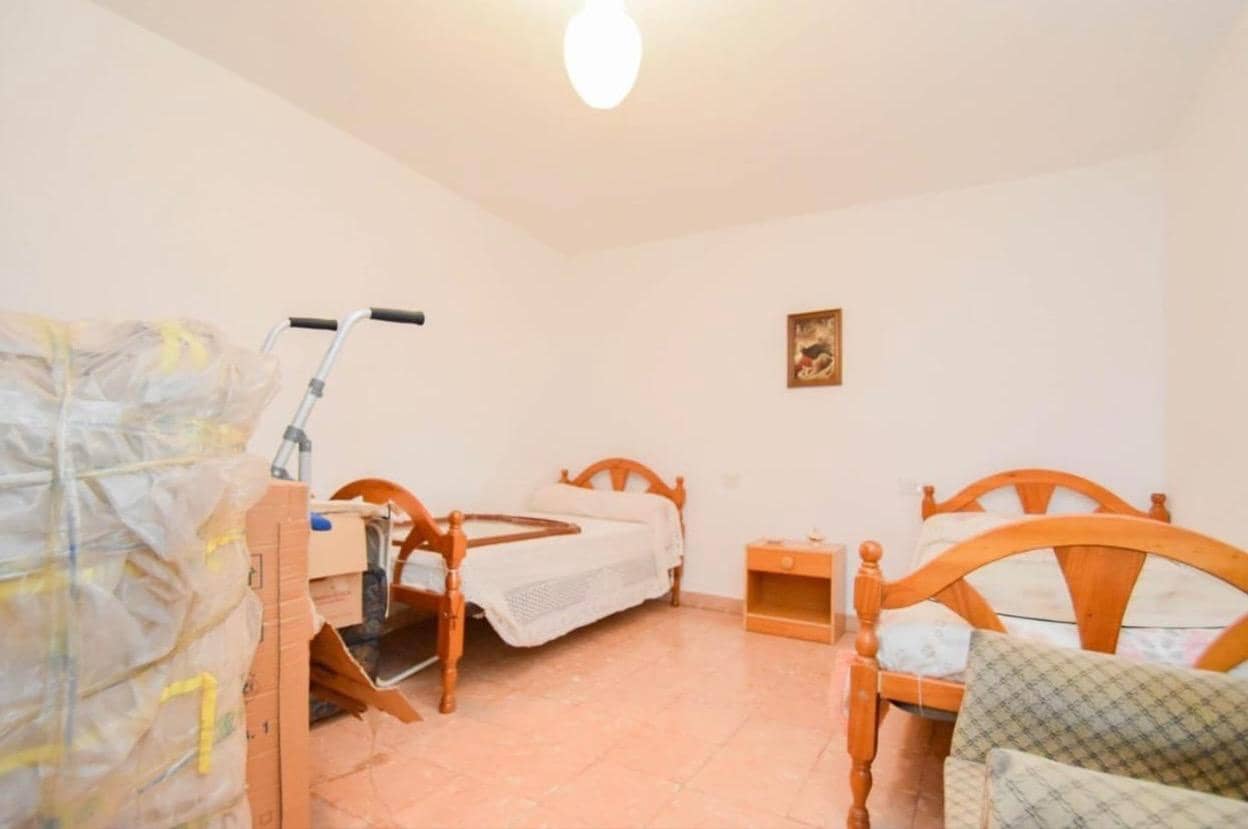 3 soverom Finca/Herregård til salgs i Atarfe med garasje - € 159 900 (Ref: 9611657)