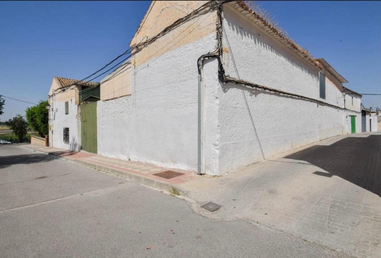 3 soverom Finca/Herregård til salgs i Atarfe med garasje - € 159 900 (Ref: 9611657)